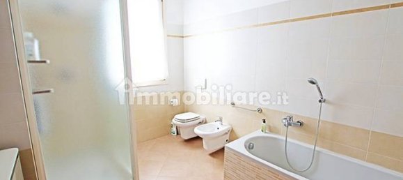2 bedrooms Apartment in Calcinate, Italy No. 379472 16