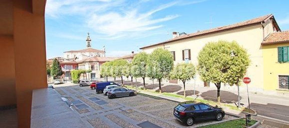 2 bedrooms Apartment in Calcinate, Italy No. 379472 20