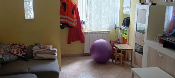 5 rooms House in Sant'Angelo del Pesco, Italy No. 278387 2