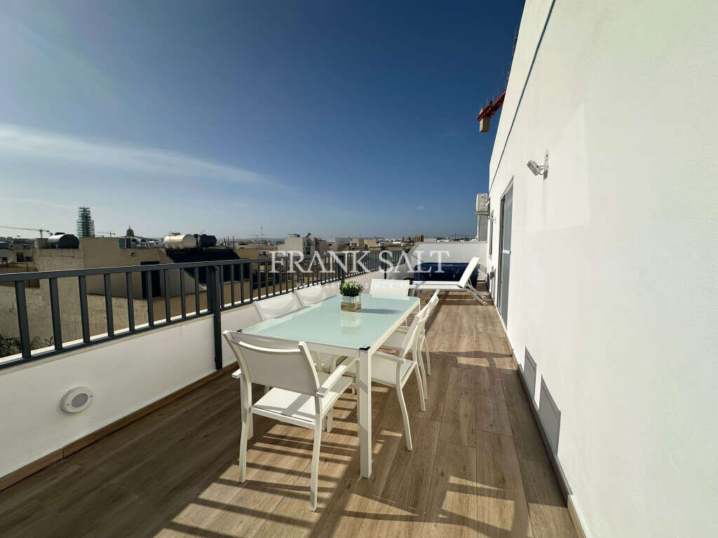 Penthouse T2 em Birkirkara, Malta N.º 7485