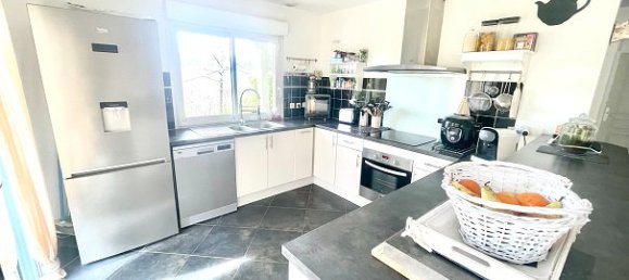 3 bedrooms House in Perigueux, France No. 96588 4