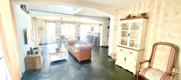 3 bedrooms House in Perigueux, France No. 96588 5