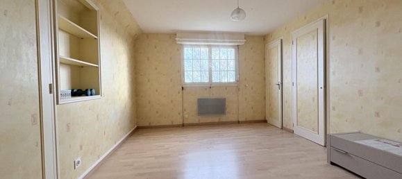 6 bedrooms House in Maine-et-Loire, France No. 96312 5