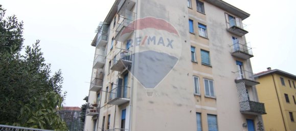 Квартира с 2 спальнями в Варесе, Италия № 7206 12