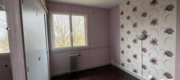 2 chambres Appartement à Sens, France No. 204696 5