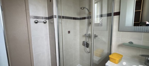 2 chambres Appartement à Sens, France No. 204696 8