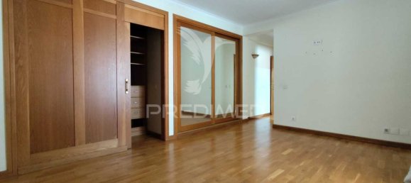 6 bedrooms House in Barreiro, Portugal No. 110219 25