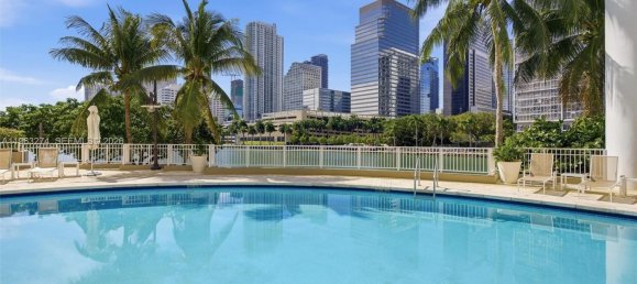 3 dormitorios propiedad comercial en alquiler en Miami, Miami-Dade, Florida, USA № 614339 14