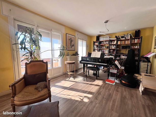 4 bedrooms Apartment in Besancon, France No. 301374
