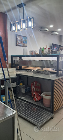 90m² Commercial property in Naples, Italy No. 304707