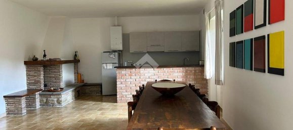 4 bedrooms House in Gubbio, Italy No. 102546 15