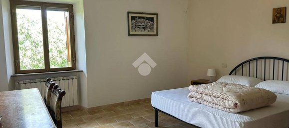 4 bedrooms House in Gubbio, Italy No. 102546 19