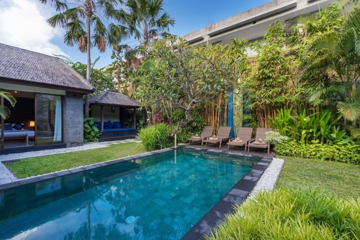 10 chambres Villa à Seminyak, Indonesia No. 404573