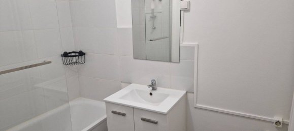 2 bedrooms Apartment in Levallois-Perret, France No. 334297 7