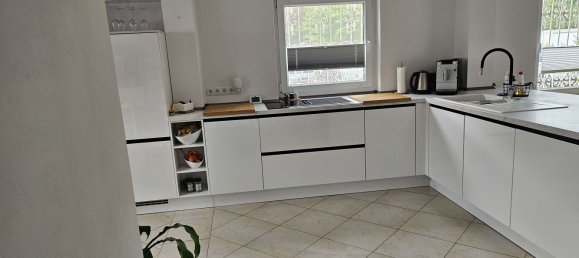 Bungalow de 4 habitaciónes en Ludwigshafen am Rhein, Germany No. 280323 2