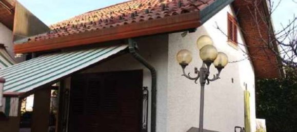 2 rooms House in Usmate Velate, Italy No. 3601 5