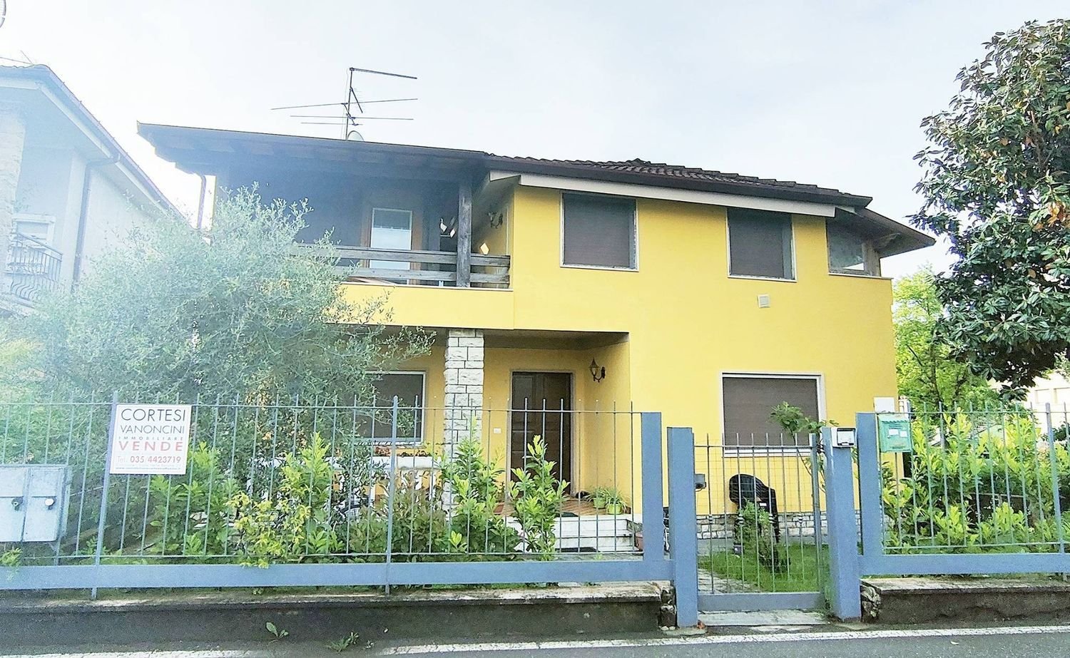 2 bedrooms Apartment in Palosco, Italy No. 394878