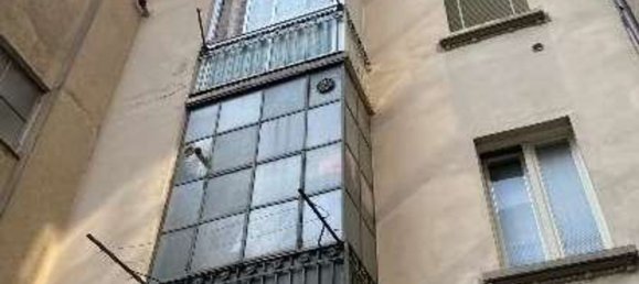 3 rooms Apartment in Turin, Italy No. 47198 3