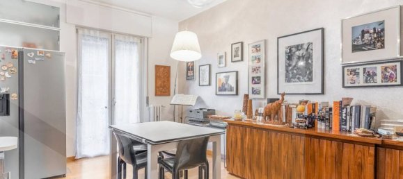 3 rooms Apartment in Milan, Italy No. 241369 3