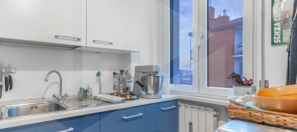 3 rooms Apartment in Milan, Italy No. 241369 8