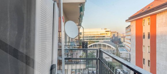 3 rooms Apartment in Milan, Italy No. 241369 19