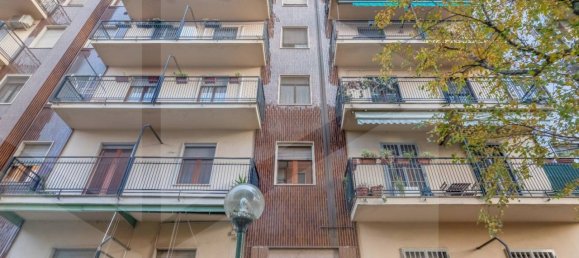 3 rooms Apartment in Milan, Italy No. 241369 21