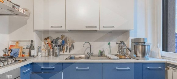 3 rooms Apartment in Milan, Italy No. 241369 6