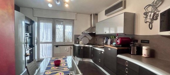 2 bedrooms Apartment in Moncalieri, Italy No. 53290 30