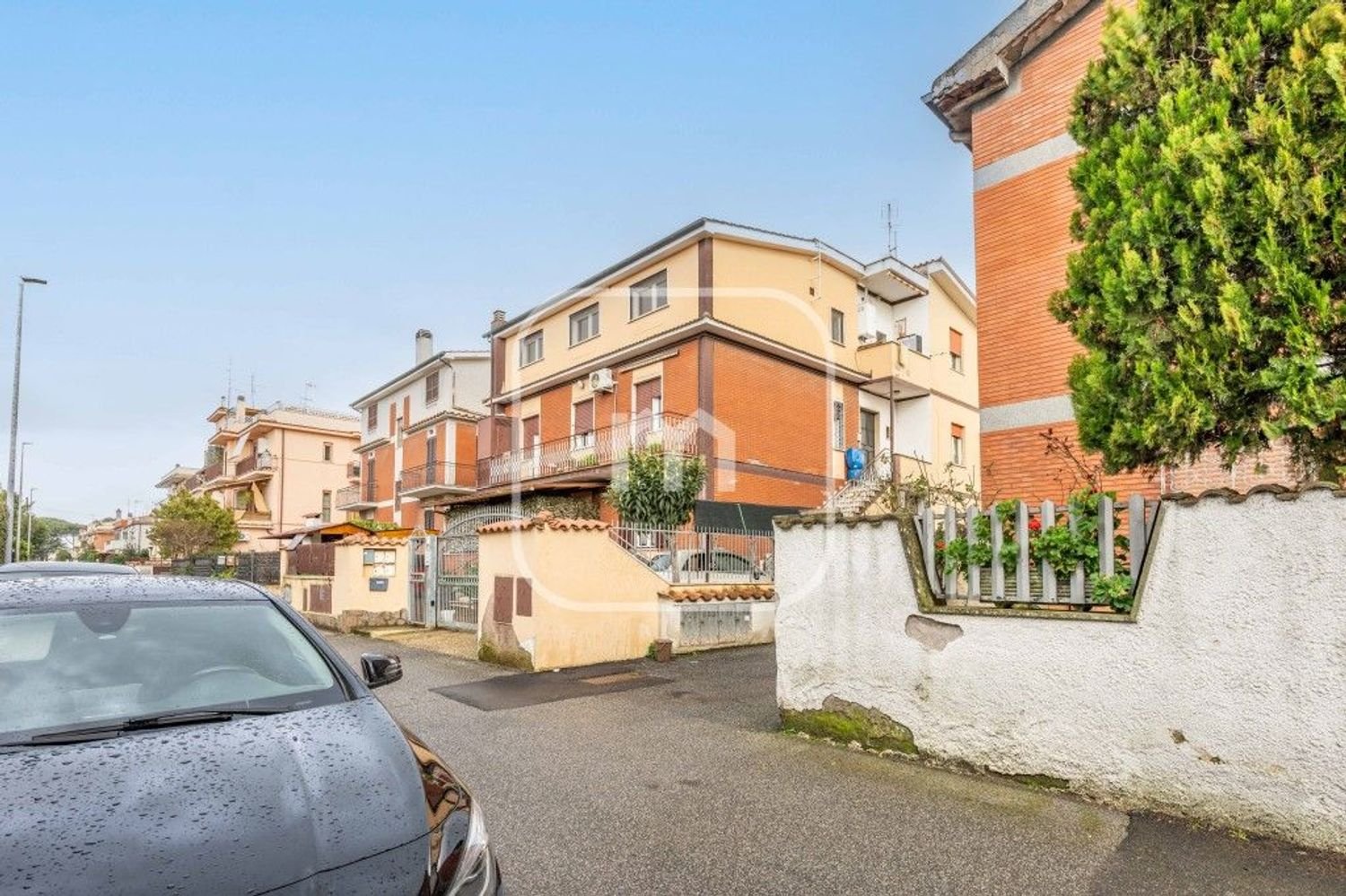 3 rooms Apartment in Rome, Italy No. 197568