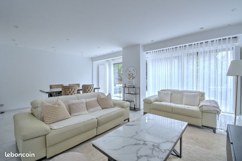 Дом с 3 спальнями в Монделанж, Франция № 329467