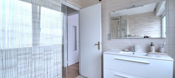 Дом с 3 спальнями в Монделанж, Франция № 329467 14