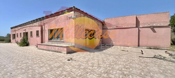 Дом с 10 комнатами в Сиракузы, Италия № 247535 11