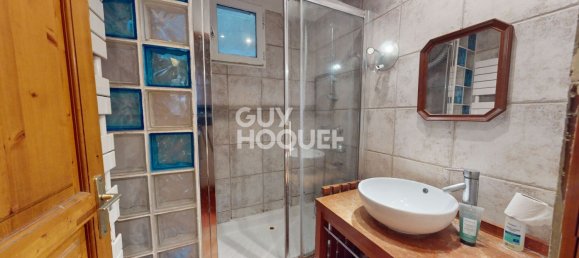 2 bedrooms Apartment in Les Lilas, France No. 162719 5