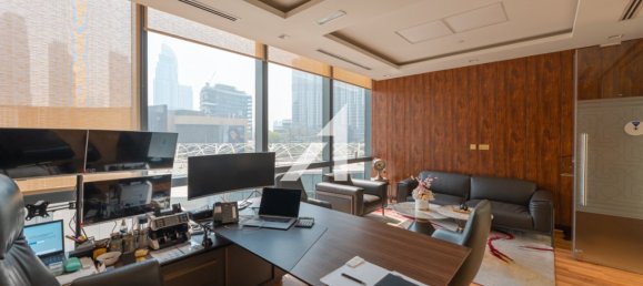 Bureau à Dubai, UAE 591.2m² No. 108710 12
