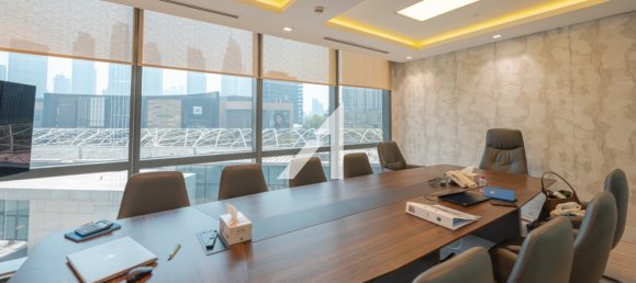 Bureau à Dubai, UAE 591.2m² No. 108710 2