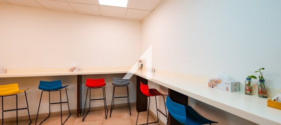 Bureau à Dubai, UAE 591.2m² No. 108710 9