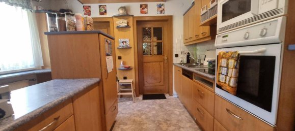 Дом с 8 комнатами в Брук-Мюрцушлаг, Австрия № 221110 5