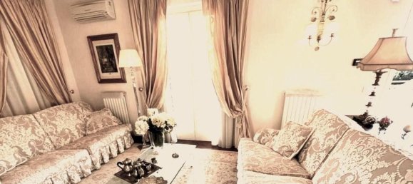 3 rooms Apartment in Massa, Italy No. 277869 3