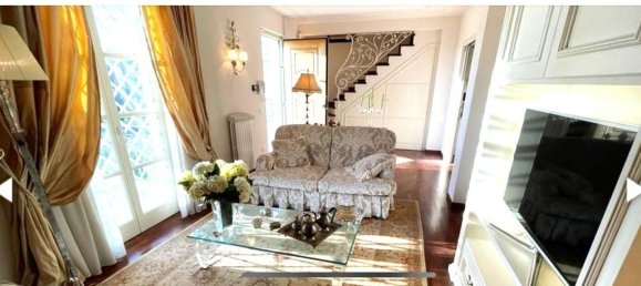 3 rooms Apartment in Massa, Italy No. 277869 2