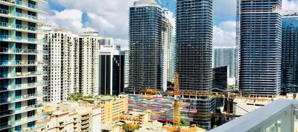 1 dormitorio propiedad comercial en venta en Miami, Miami-Dade, Florida, USA № 615613 10