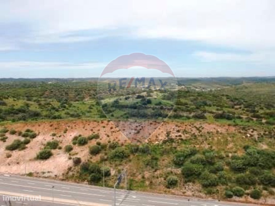 120104m² Land in Lagos, Portugal No. 32165