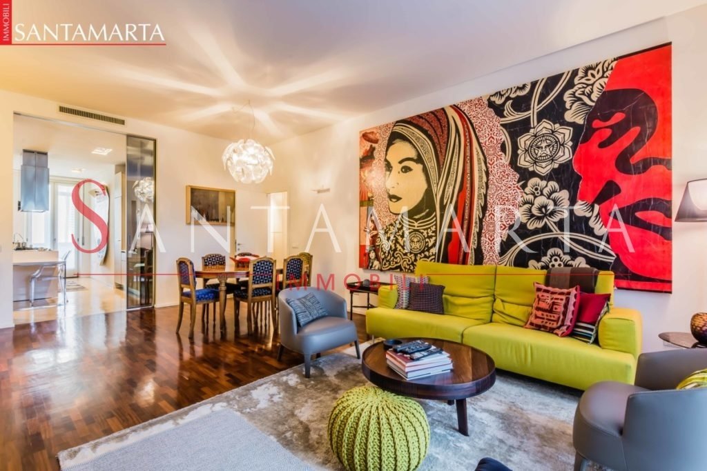 3 bedrooms Apartment in Milan, Italy No. 243437