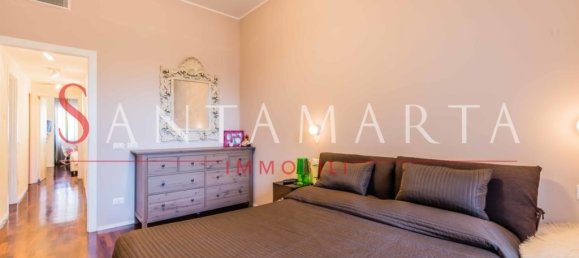 3 bedrooms Apartment in Milan, Italy No. 243437 11