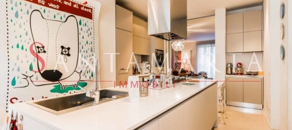 3 bedrooms Apartment in Milan, Italy No. 243437 10