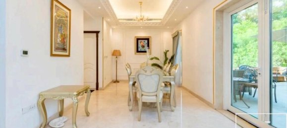 Вилла с 4 спальнями в Jumeirah Islands, ОАЭ № 112092 5