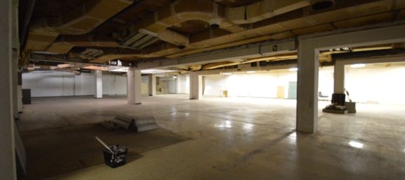 1656m² Commercial property in Barcelona, Spain No. 112485 15