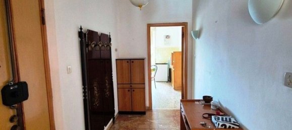5 rooms Apartment in Chieti, Italy No. 77390 6