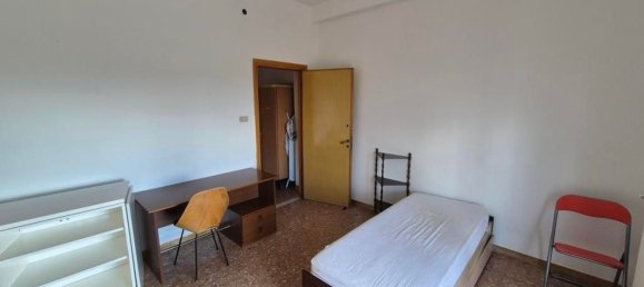 5 rooms Apartment in Chieti, Italy No. 77390 22