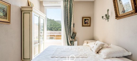 3 bedrooms Apartment in Marseille, France No. 312197 9