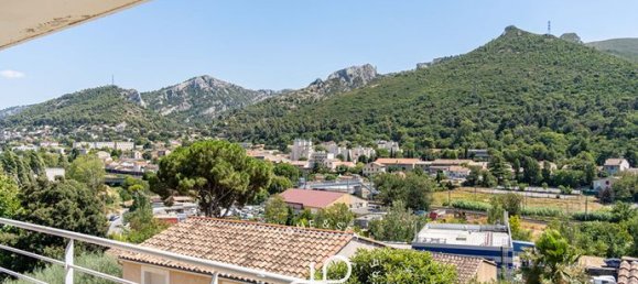 3 bedrooms Apartment in Marseille, France No. 312197 7